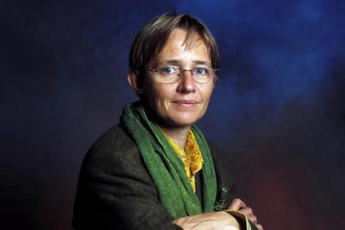 SUSANNA TAMARO. En cada trazo tiene profundidad, buen gusto y poesía.