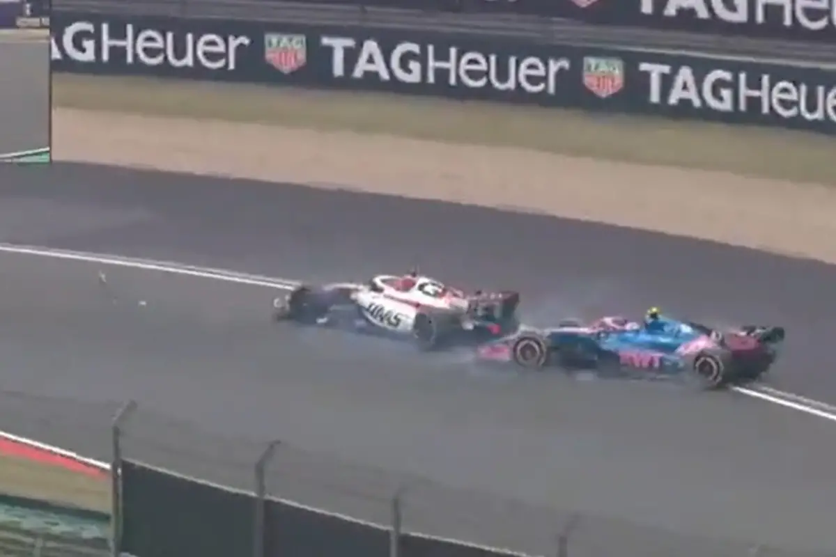 Colapinto y Ocon protagonizaron un accidente en el GP de China.