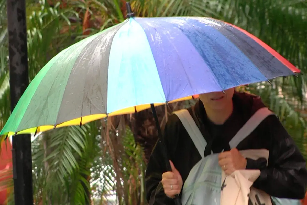 Rigen alertas naranja y amarilla por tormentas