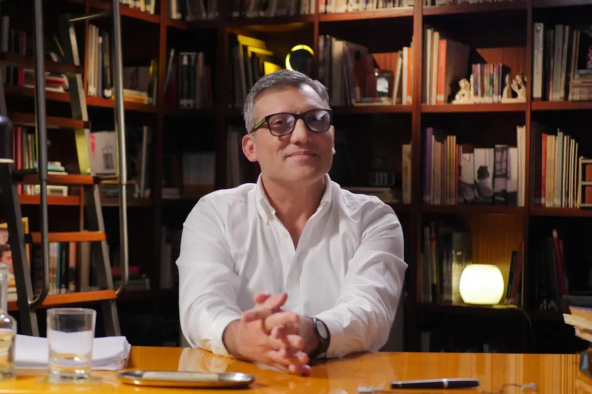 Walter Romero: “El tiempo nos construye y nos derrumba”