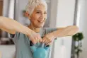 Más que ejercicio: por qué la fuerza muscular es el seguro de vida definitivo para mujeres a partir de los 60 años