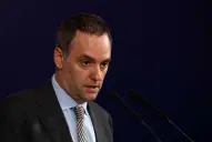 Adorni, cuestionado por sus viajes: “Esto fue un golpe contra el Gobierno”