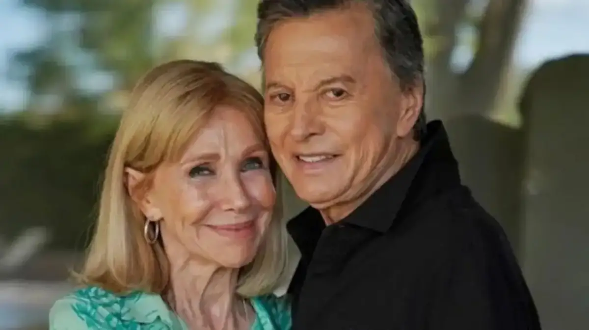 La torta del cumpleaños de Palito Ortega recreó la primera  casa donde vivió en Tucumán: el emotivo homenaje por sus 85 años