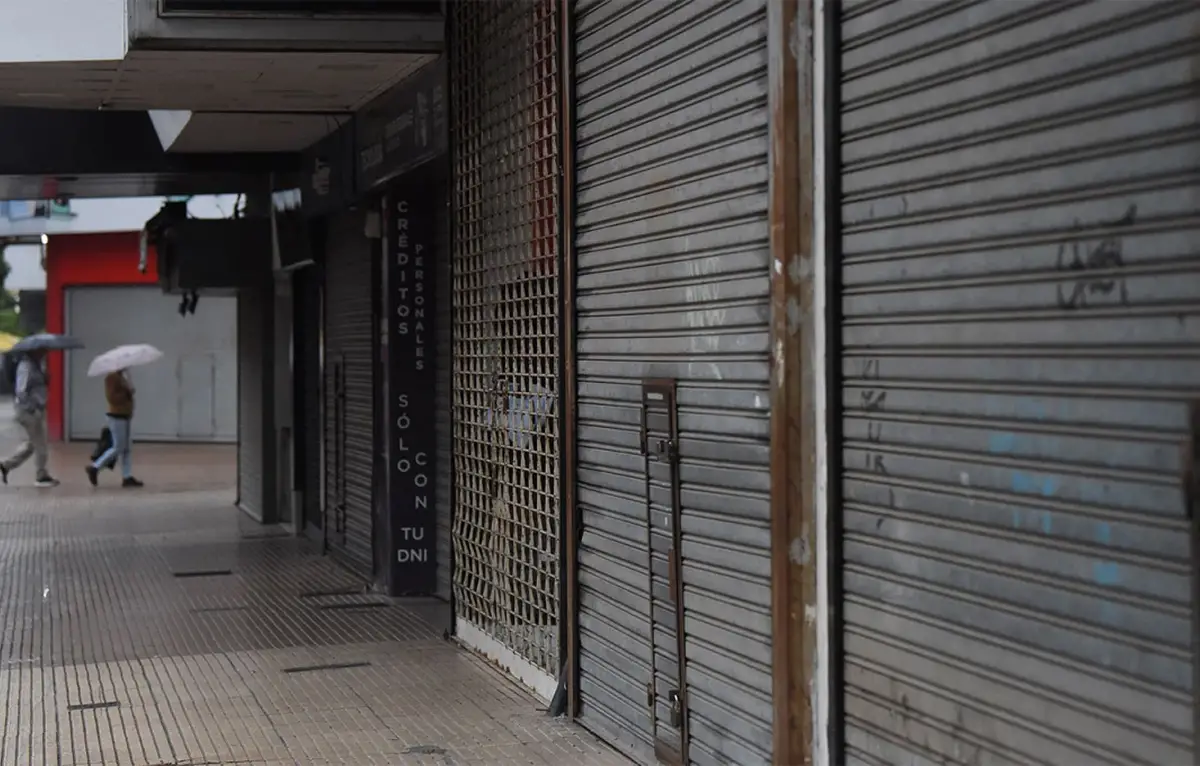 Las persianas del microcentro estarán bajadas durante varios días en los próximos meses.