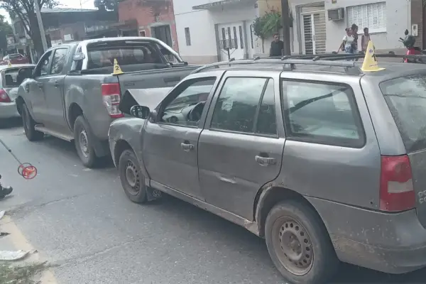Choque en cadena en avenida Siria: al menos cinco autos estuvieron involucrados