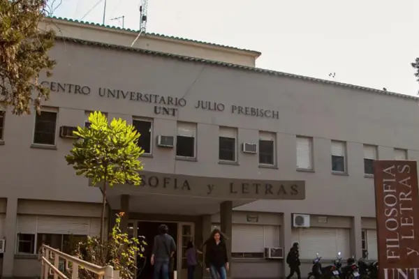 Comienza la segunda jornada del paro universitario convocado por Adiunt