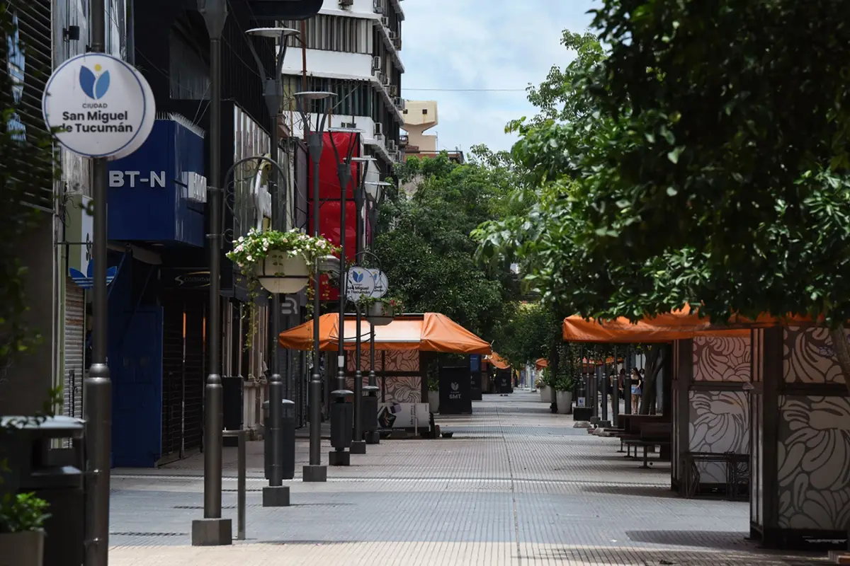 Feriado del Día de la Memoria: horario especial del comercio el lunes 23 y martes 24