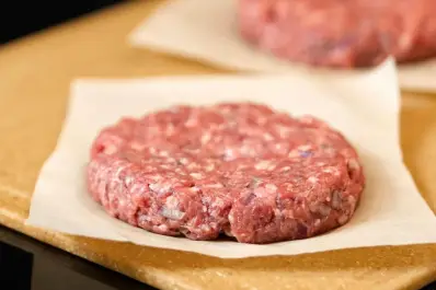 El truco para cocinar hamburguesas caseras en air fryer y que queden irresistibles