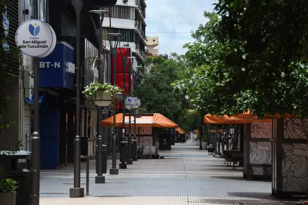 Feriado del Día de la Memoria: horario especial del comercio el lunes 23 y martes 24