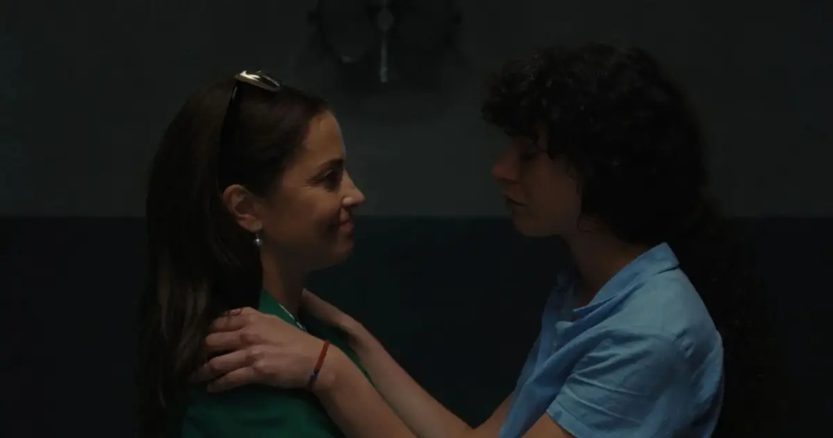 PRINCIPALES PERSONAJES. Dolores Fonzi y Camila Plaáte en “Belén”.