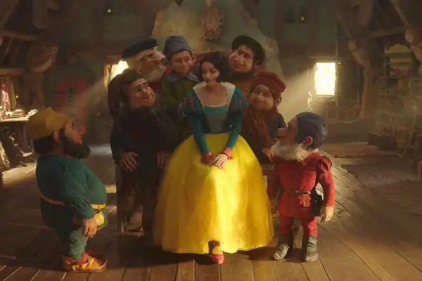 “Blancanieves” y “La guerra de los mundos” arrasaron en los irónicos premios Razzie