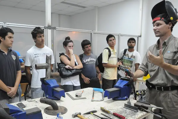 ¿Qué pasará con Volver al Trabajo? Todo sobre el nuevo esquema de vouchers y capacitación