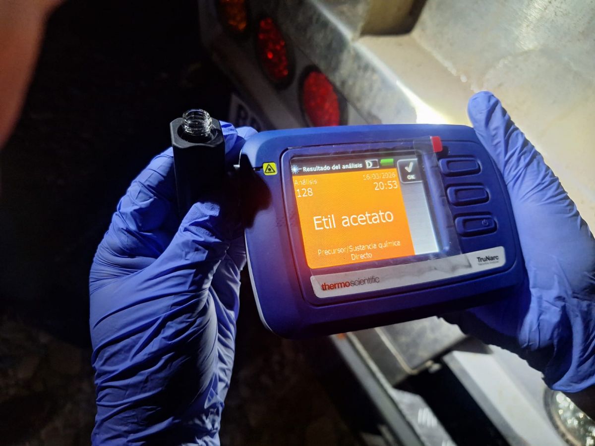 Presentaron documentación falsa e intentaron trasladar 35 toneladas de Acetato de Etilo sin las medidas de seguridad correspondientes