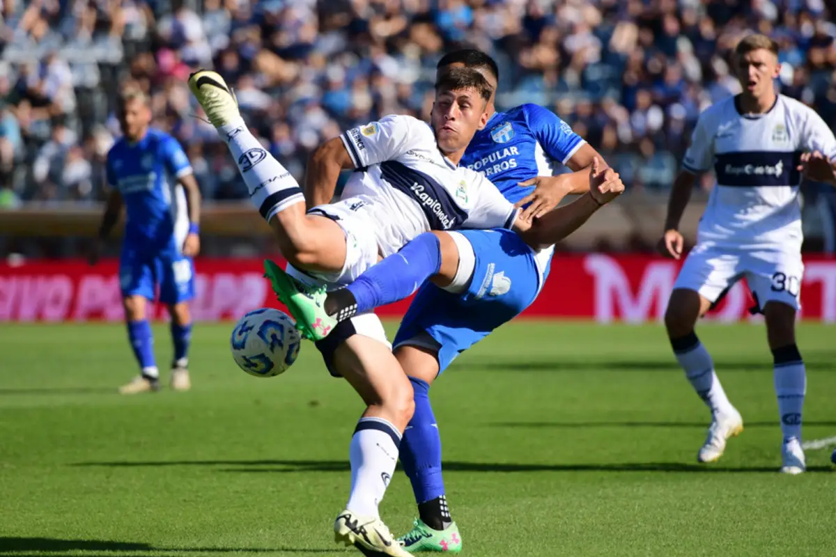 LA NORMA. Gimnasia logró imponerse en los últimos cuatro enfrentamientos ante Atlético.