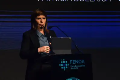En Fenoa, Patricia Bullrich aseguró que la Argentina necesita una serie de reformas que durante muchos años no se pudieron hacer