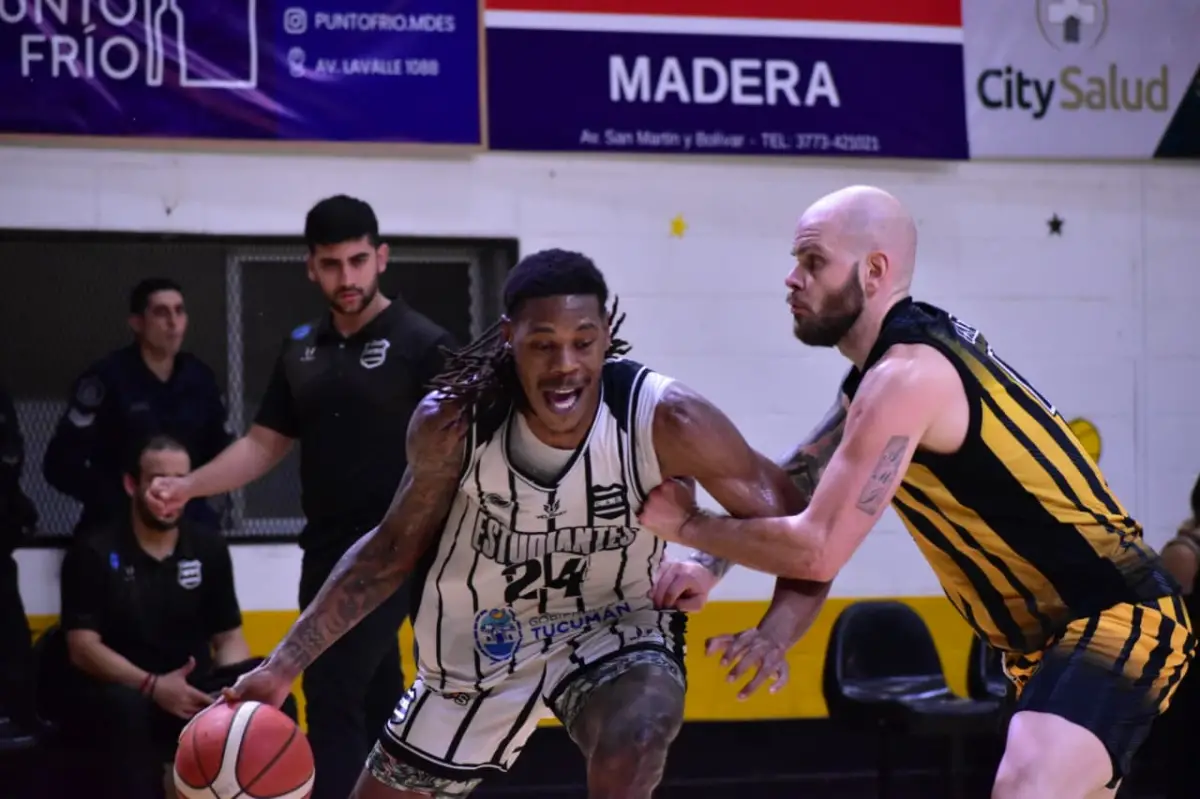 ESPERANZADO. A Estudiantes le restan tres encuentros de la fase regular para poder quedar entre los 8 primeros de la tabla.