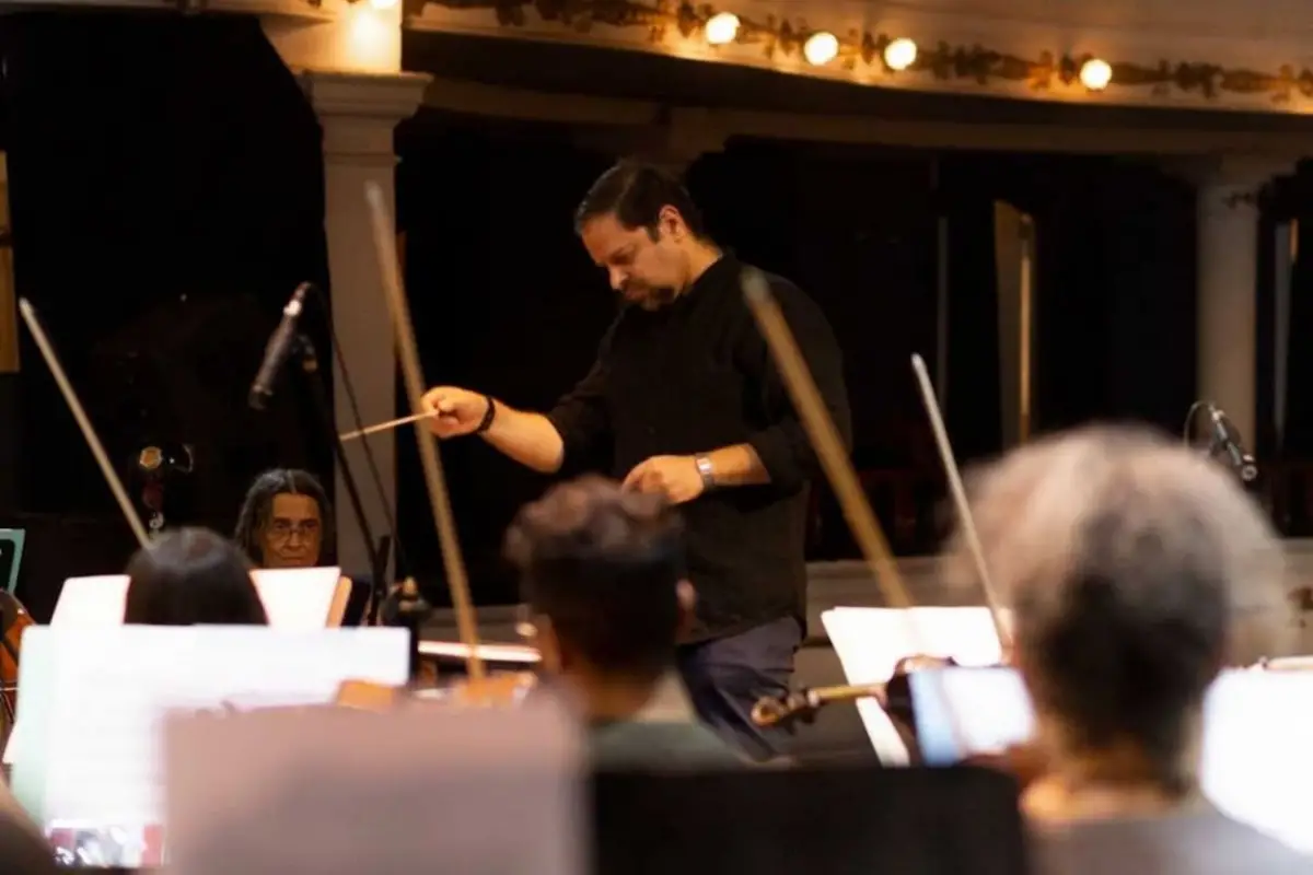 LISTA. La orquesta tocará temas de Spinetta, Yupanqui y Charly, entre otros.