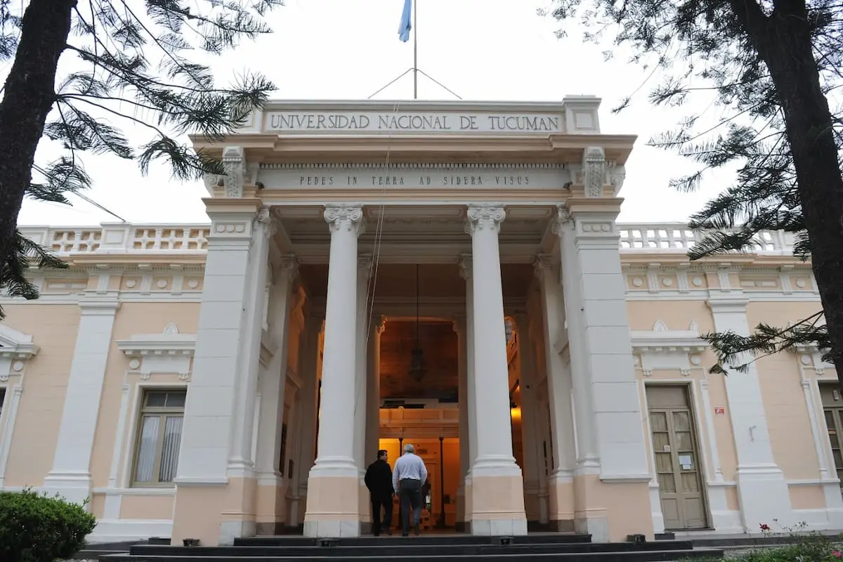 La Casa de Altos Estudios está en el centro de un proceso electoral.