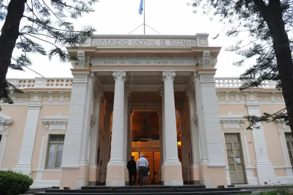 Reclaman que la Justicia Federal defina si Pagani puede o no presentarse como candidato para un nuevo mandato en la UNT