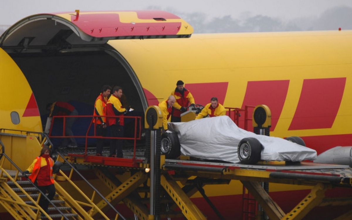 EFICIENCIA. Así se trabaja para poder mover la Fórmula 1 de un país a otro.