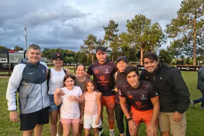 El aliento de siempre: las familias de los jugadores de Tarucas dijeron presente en Corrientes