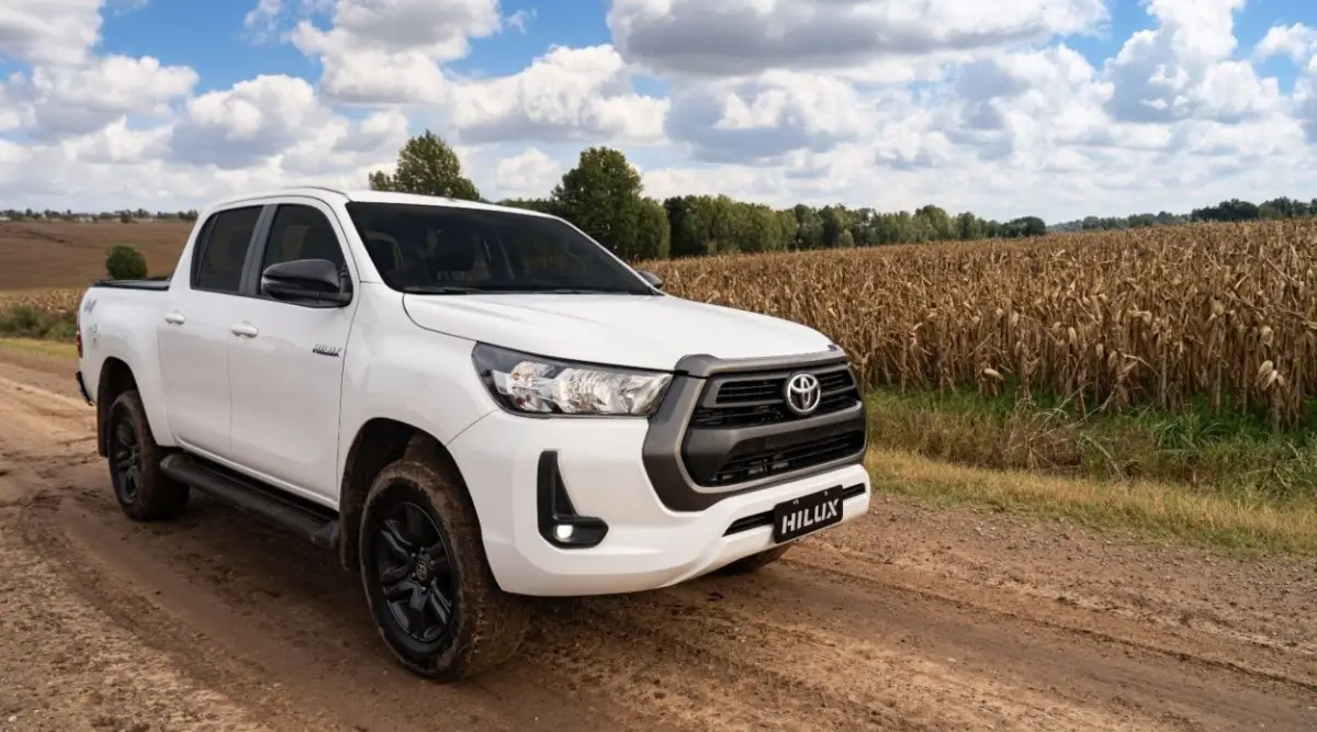 CONCESIONARIO OFICIAL. Toyota Line Up SA reafirma su compromiso con el desarrollo del agro.