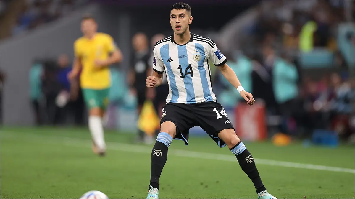 DECLARACIÓN. Palacios arribó a Ezeiza para sumarse a la Selección y dejó su postura tras la suspensión del cruce con España.