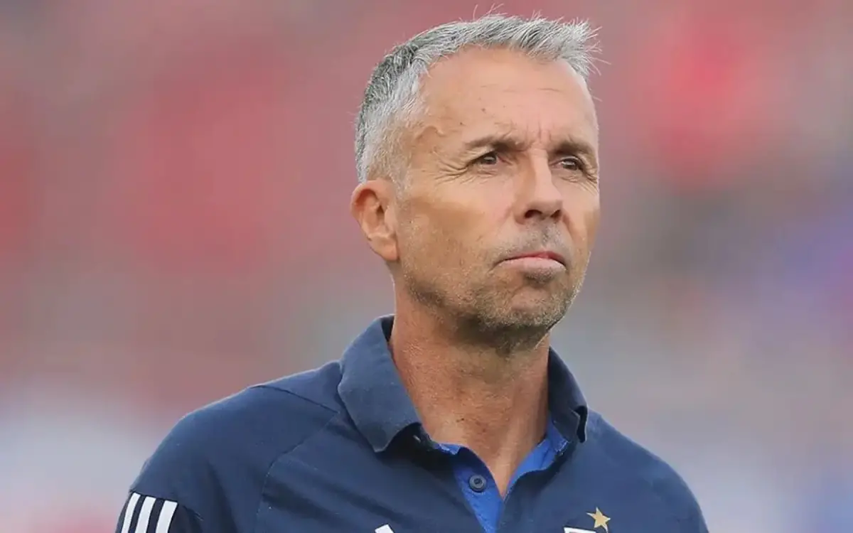 LLEGADA. Gustavo Alvarez es el elegido para asumir como nuevo entrenador del Ciclón.