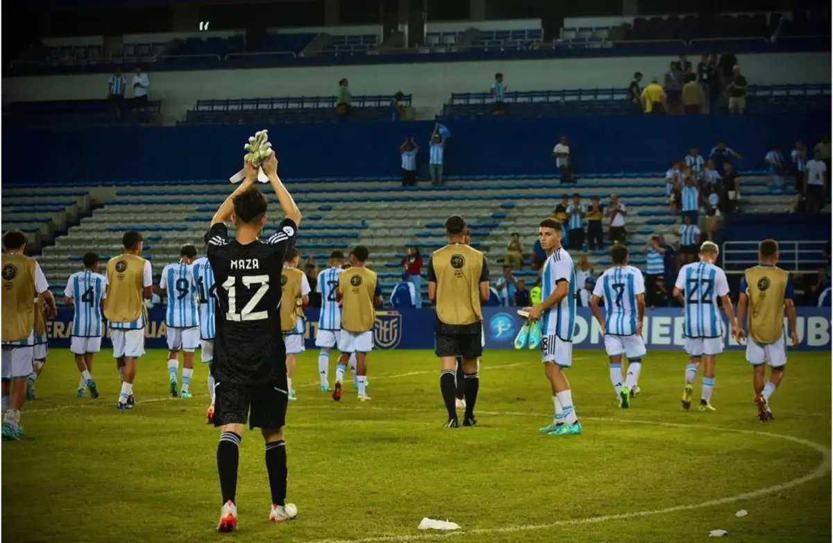 GRAN EXPERIENCIA. En 2023, Enrique Maza disputó el Sudamericano Sub-17 en Ecuador.