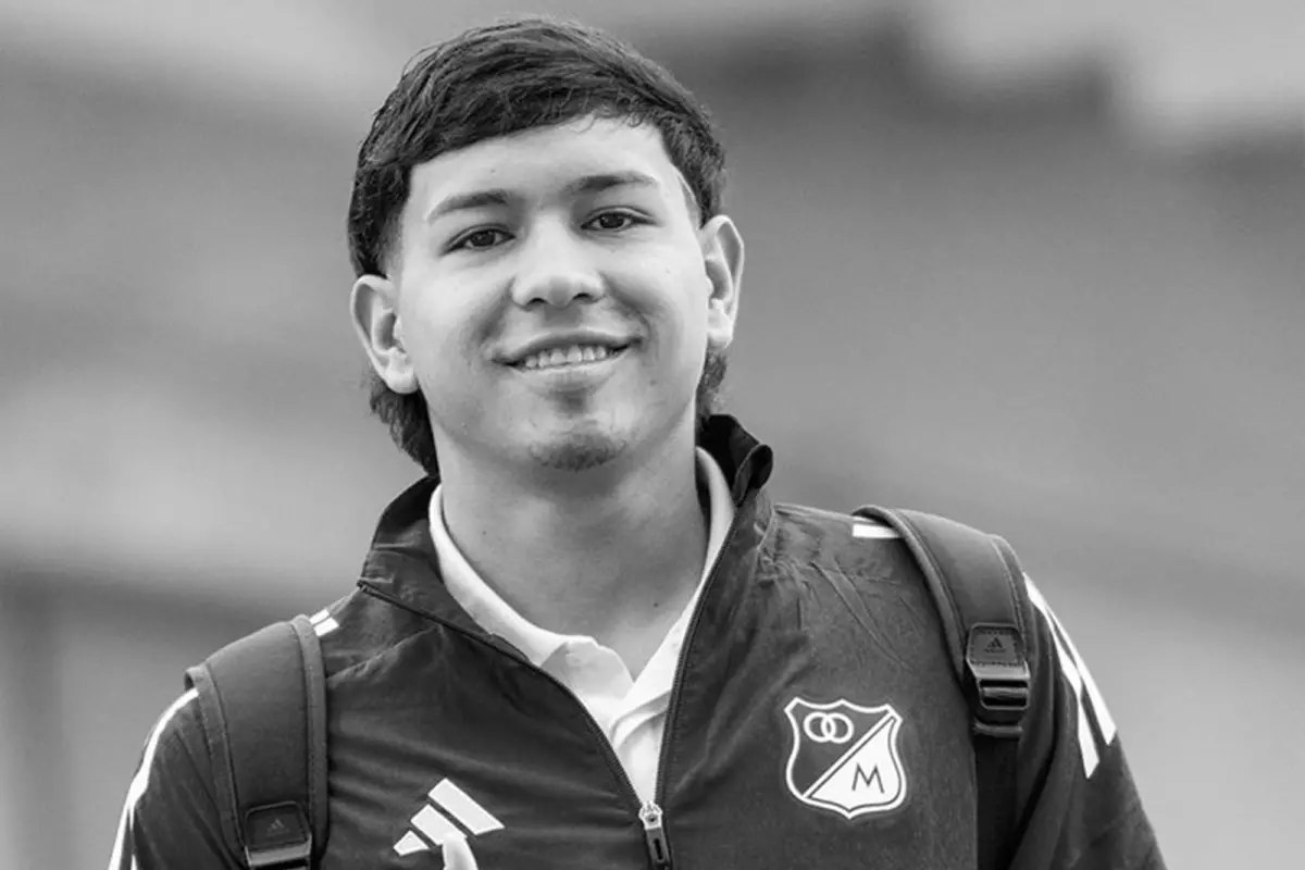 DE LUTO. La fotografía que publicó Millonarios de Bogotá tras confirmarse el fallecimiento de Santiago Castrillón, uno de sus juveniles.