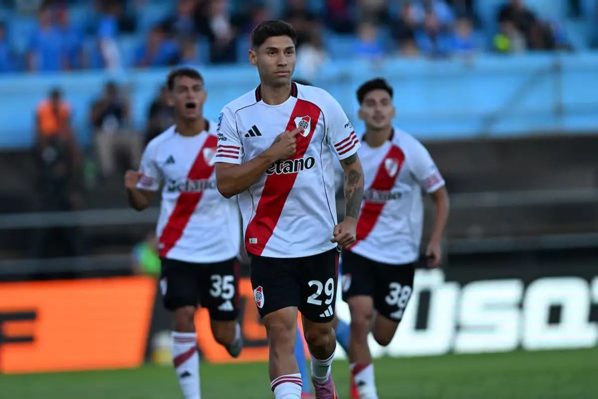 Gonzalo Montiel anotó uno de los goles en el triunfo frente a Estudiantes de Río Cuarto.