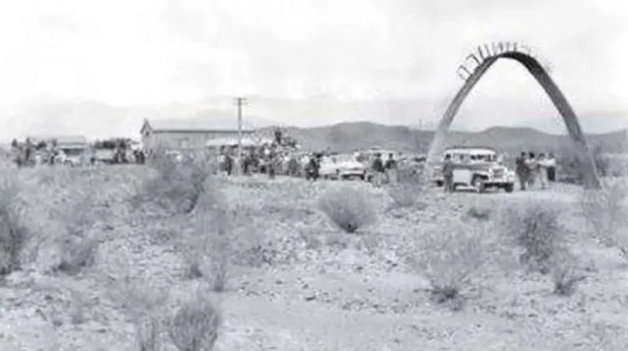 ENTRADA. Llegada de los colonos que buscaron hacer una cooperativa.