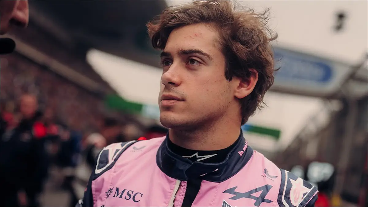 BUENOS AIRES. El piloto argentino se perfila para una exhibición con Alpine a fines de abril.