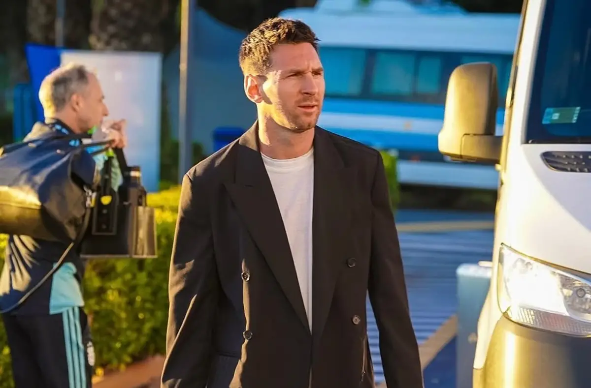 Lionel Messi ya está en Argentina y se sumó a los entrenamientos de la Selección.