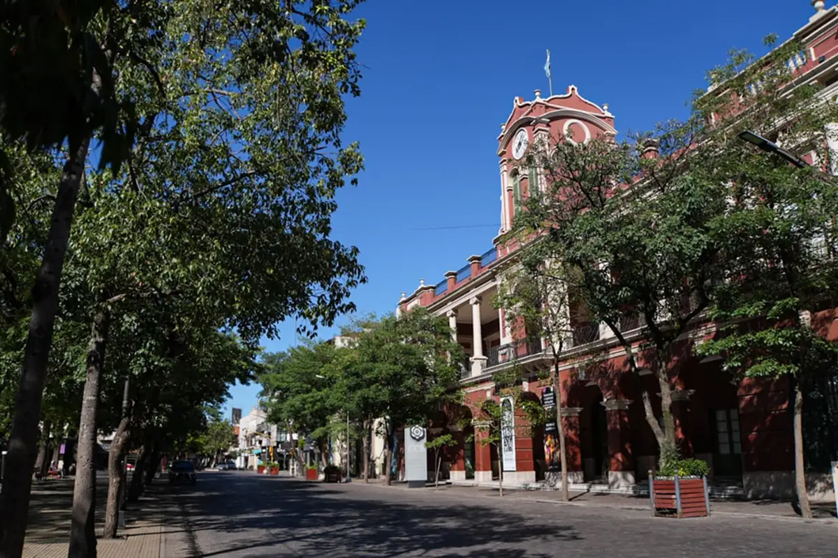 La semana empezará con un sol a pleno pero las lluvias regresarán antes del fin de semana.