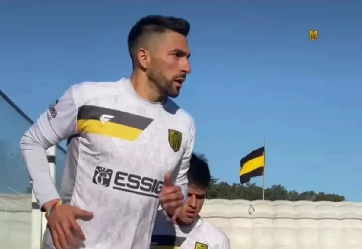 El último paso de Maximiliano Martínez fue en Santamarina de Tandil.