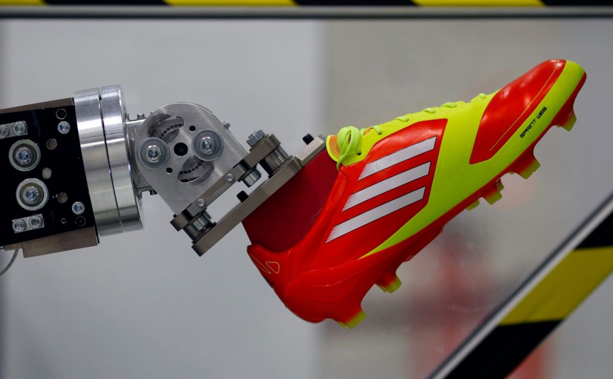 EJEMPLO. Automatización y Robótica es una de las carreras que ofrece la Unsta. LA GACETA / FOTO DE DIEGO ARÁOZ