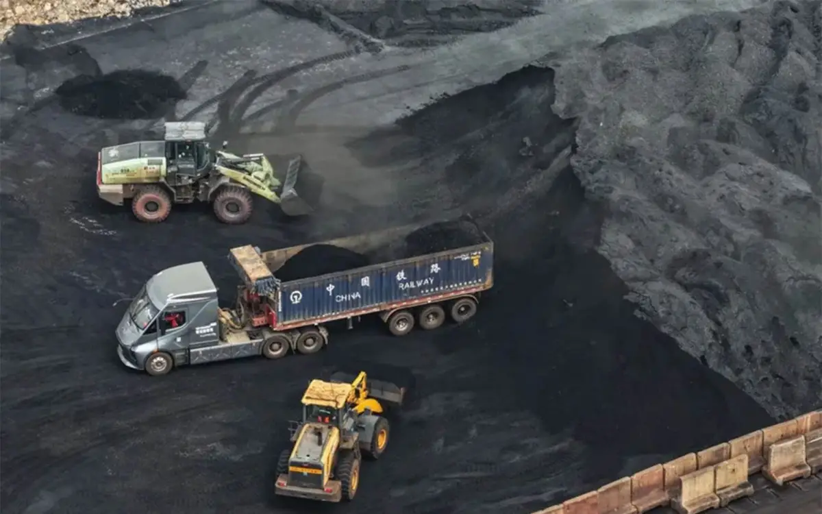 COMBUSTIBLE DE TRANSICIÓN. Varios países, entre ellos, Tailandia, se preparan para utilizar plantas de carbón desactivadas desde hace más de un año.