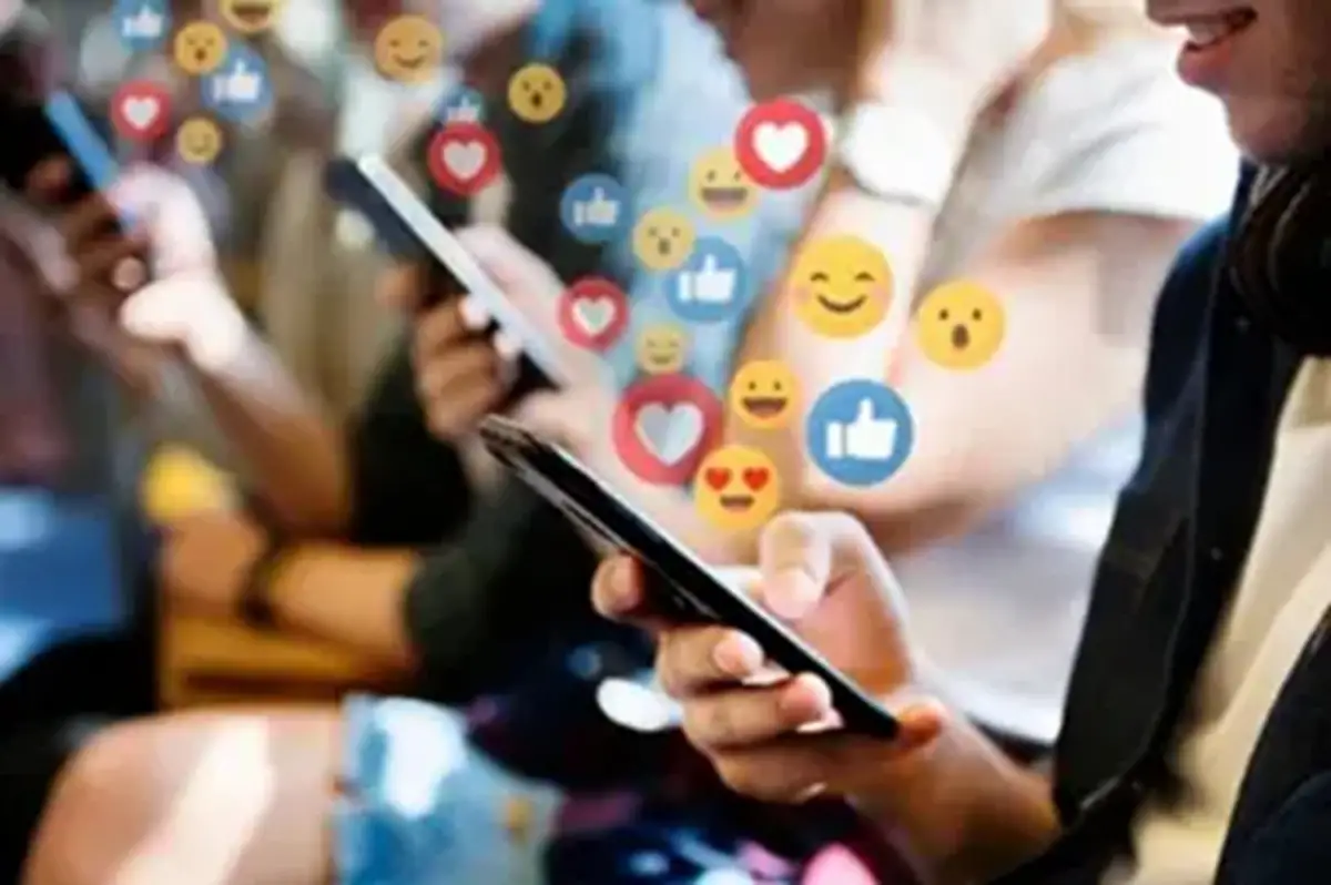 Meta y YouTube fueron declaradas negligentes por adicción de menores a redes sociales en juicios en Estados Unidos © 2025 Imagen - Excélsior. Todos los derechos reservados. El contenido de este sitio y de la edición impresa está protegido por la Ley Federal del Derecho de Autor. Prohibida la reproducción total o parcial sin autorización previa y por escrito. El material de terceros conserva sus propios derechos.