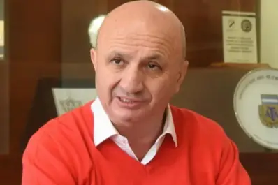 El presidente de Lanús cruzó a River por la salida del Comité de AFA: “Tenés que pelear desde adentro”