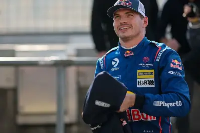 Crece la chance de un acercamiento entre Verstappen y Mercedes