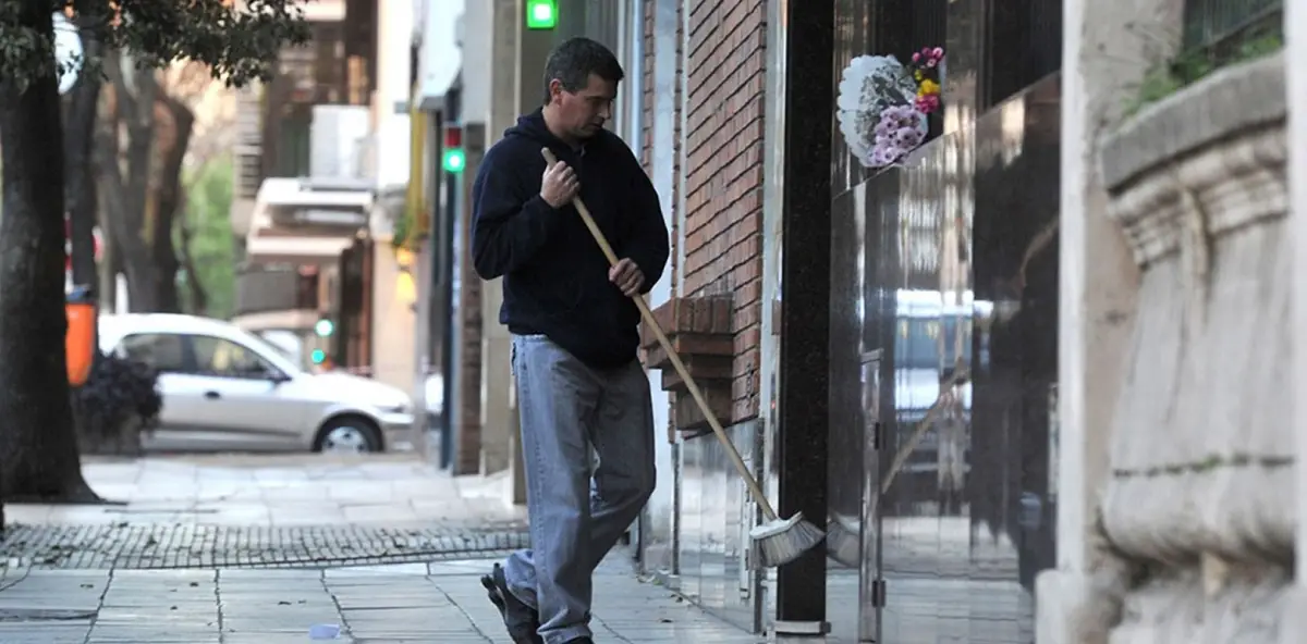 Cómo quedan los sueldos de encargados de edificios para abril de 2026