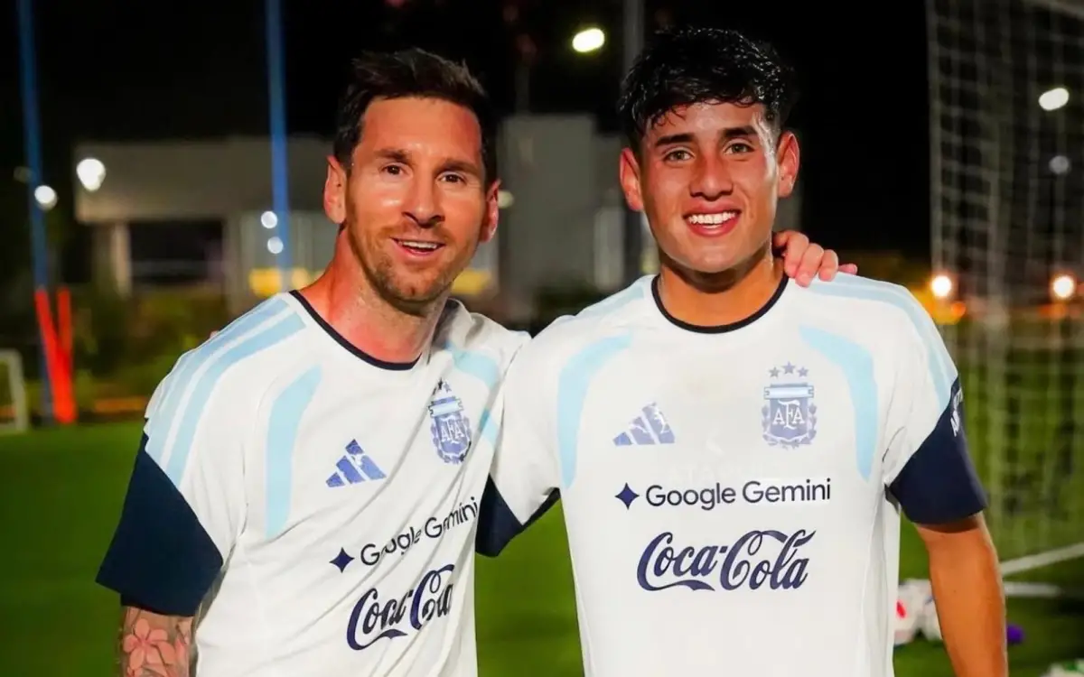 SEMANA SOÑADA. Tomás Aranda, el juvenil de Boca compartió entrenamientos con figuras como Lionel Messi.