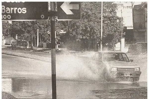 Recuerdos fotográficos: 1999. El charco de Mate de Luna y Castro Barros no se rinde