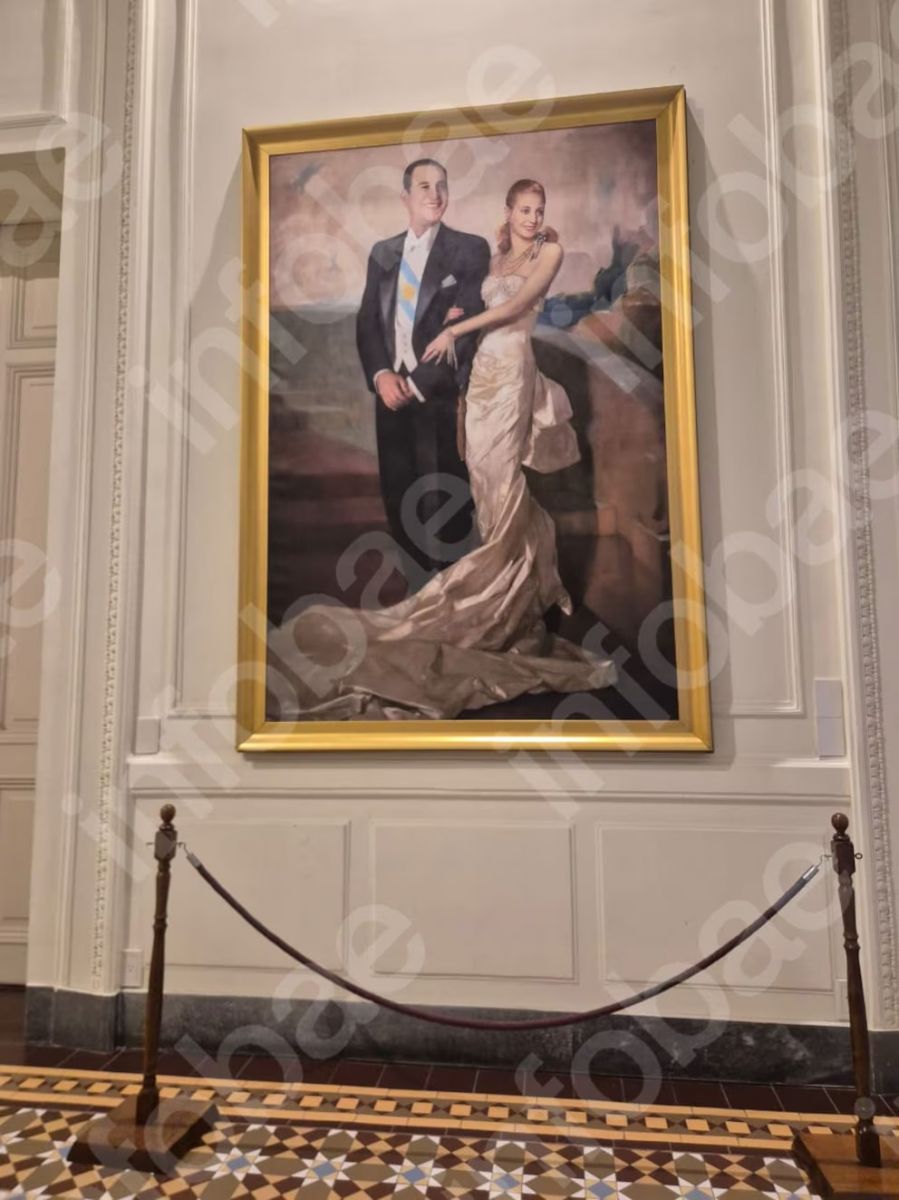El Gobierno retiró de la Casa Rosada cuadros de Perón y Evita: analizan nuevos reemplazos