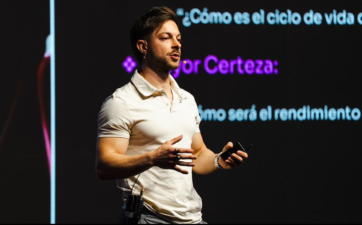 INNOVAR DESDE TUCUMÁN. Fundó la primera consultora en ciencia de datos e IA de la provincia junto a dos amigos. / LA GACETA, ÁLVARO MEDINA