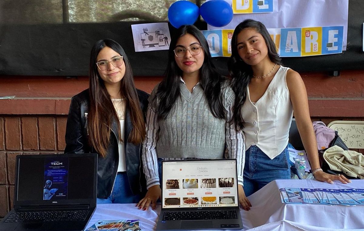 SOCIAS. Ayelen, Daiana y Sara crearon Tricode para dar sus primeros pasos en el mundo laboral. / CORTESÍA AYELÉN QUINTEROS