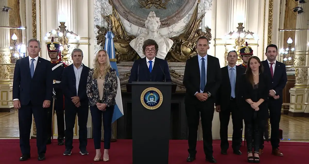 CADENA NACIONAL. Javier Milei se refirió al fallo sobre YPF y arremetió contra el kirchnerismo. 