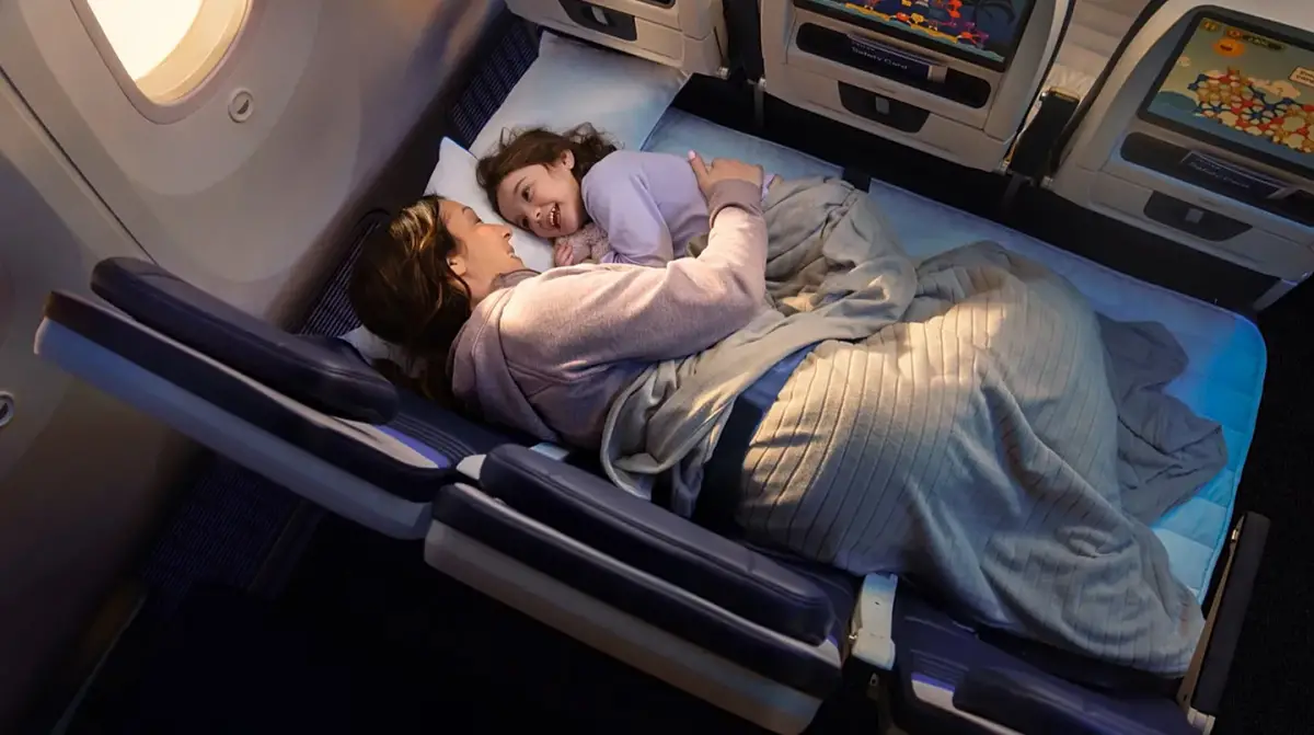 Las nuevas camas que propone United Airlines con su concepto de Relax Rows