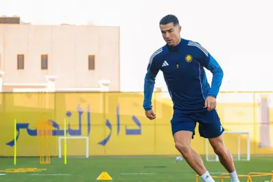 Cristiano Ronaldo dejó atrás la lesión y volvió a entrenarse con Al-Nassr
